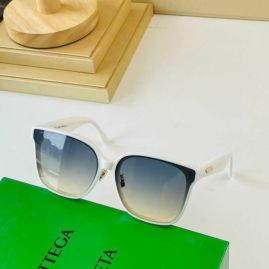 Picture of Bottega Veneta Sunglasses _SKUfw42424466fw